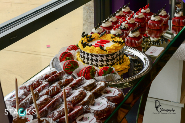 stacksmag008sb-niccihou