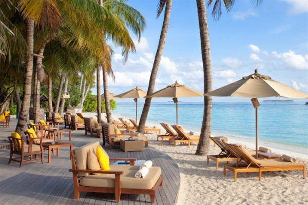 Maldives beachfront (3)