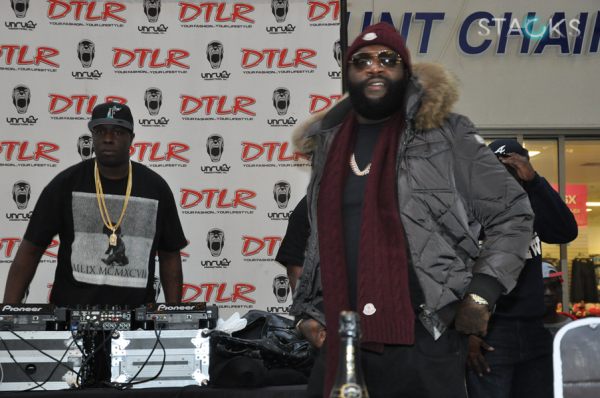 stacksmag004rozaydtlr